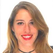 Profesora de Infantil y Primaria, constante, cercana y cariñosa con más de 10 años de experiencia. Se ofrece para clases de repaso y deberes